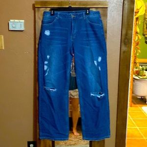 Womens jeans bought from Flamingo on FB marketplace. Sz is xl.